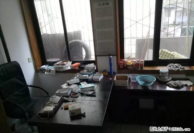 外南街2楼带露台的办公室出租!该有的都有! - 房屋出租 - 房屋租售 - 宜宾分类信息 - 宜宾28生活网 yb.28life.com